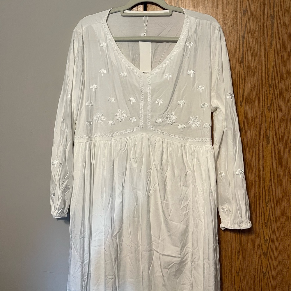 White Maxi Women’s Dress